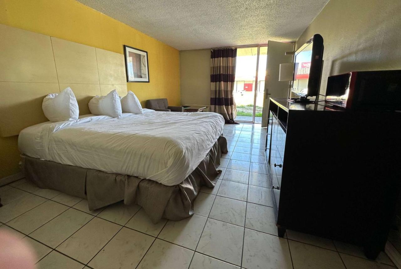 Travelodge By Wyndham Lumberton Dış mekan fotoğraf