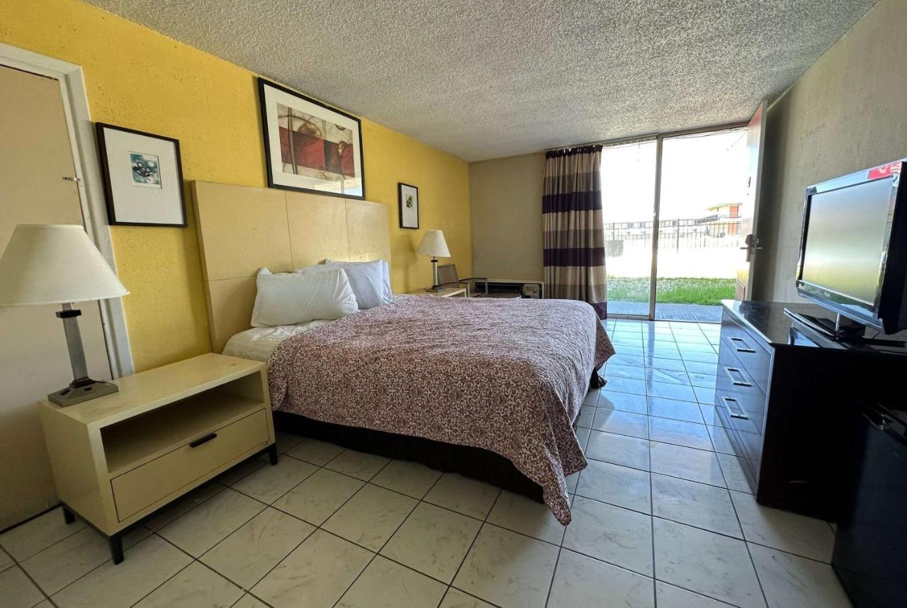 Travelodge By Wyndham Lumberton Dış mekan fotoğraf